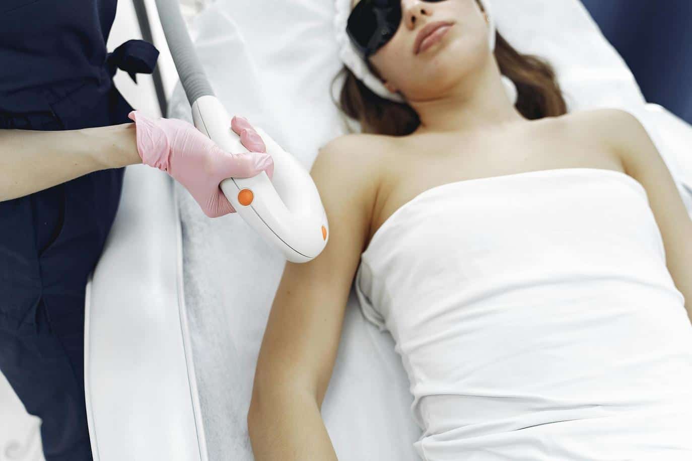 How to Choose the Right Hair Removal Method for Your Skin Type