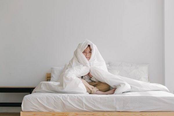 Optimize Bedroom Environment Deep Rem Sleep: Your Bedroom Is Sabotaging Your Sleep: Fix These 5 Things for Deep REM